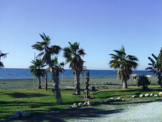 La Kentia Apartment Rincon de la Victoria Bagian luar foto